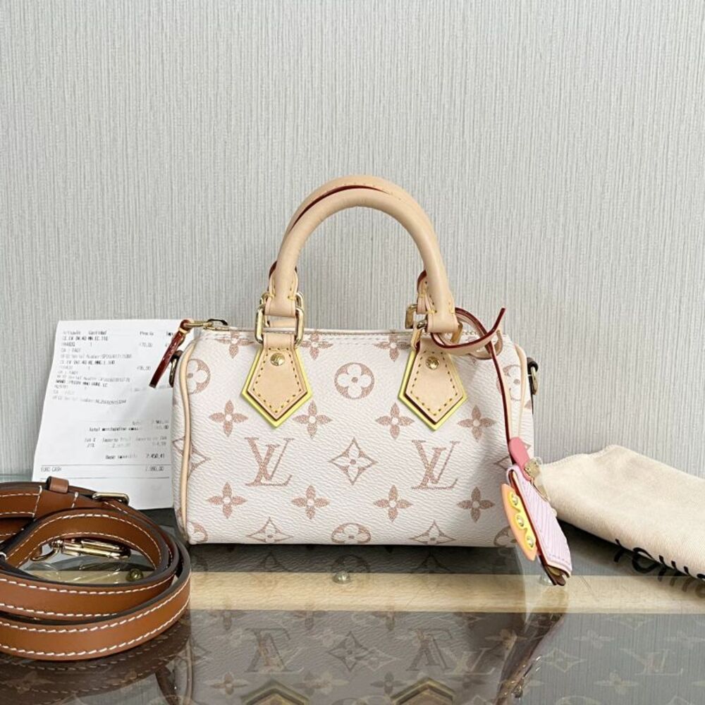 Louis Vuitton Women Pre-Loved Bag Very Good Condition